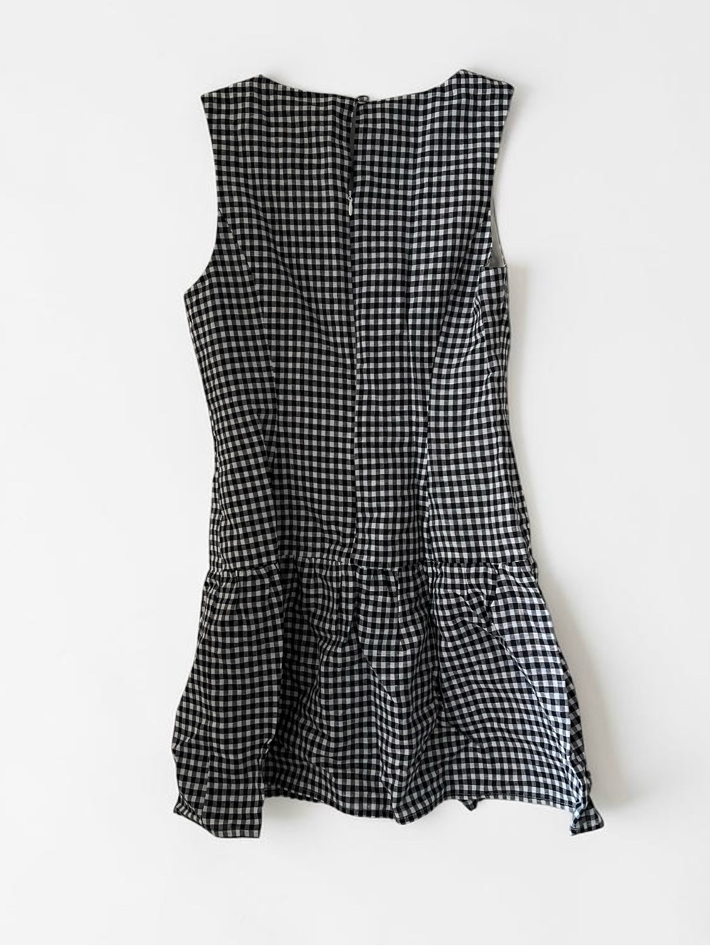 Black & White Gingham Sleeveless Mini Dress - Picture 4 of 6